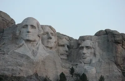 Produktbild von hansepuzzle 49753 - Mount Rushmore Puzzle, 500 Teile, Reisen, 46,0 x 30,0cm mit hochwertiger Aufbewahrung, Kartonbox und wiederverschließbarem Beutel