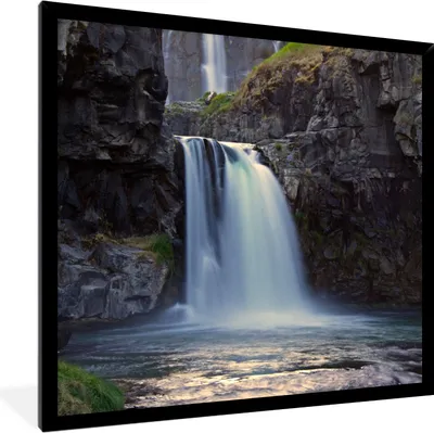 Produktbild von MuchoWow® Gerahmtes Poster Wasserfall - Wasser - Felsen 40x40 cm - Poster mit Schwarzem Bilderrahmen Wandposter Rahmen Foto Bilder - Mit Rahmen - Wanddekoration Schlafzimmer