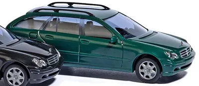 Produktbild von Busch 89137 - 1/87 / H0 Mercedes-Benz C-Klasse T-Modell - Dunkelgrün - Neu