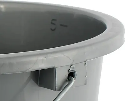 Produktbild von Centi Haushaltseimer Metallbügel ca. 5 Liter türkis oder silber Messskala Kunststoff
