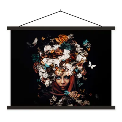 Produktbild von MuchoWow® Textilposter Blumen - Schmetterling - Frauen - Kopftuch 150x113 cm mit holzfarbenen Rahmen - Poster
