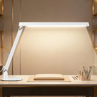 Produktbild von Nageltischlampe, 61 cm, LED, mit 36° Spotlicht, augenschonend und flackerfrei