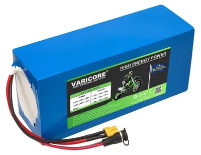 Produktbild von 48V 15Ah Lithium Ionen Akku - 13s 21700 Batteriepack - Integriertes BMS - XT90 DC Stecker - Für E-Scooter/E-Bike - Mit Ladegerät