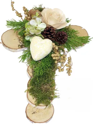 Produktbild von Grabgesteck Birkenscheibenkreuz Keramikherz creme L ca. 36 cm B ca. 23,5 cm H ca. 9 cm