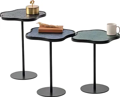 Immagine prodotto di Set di tre tavolini - elegante, robusto e compatto