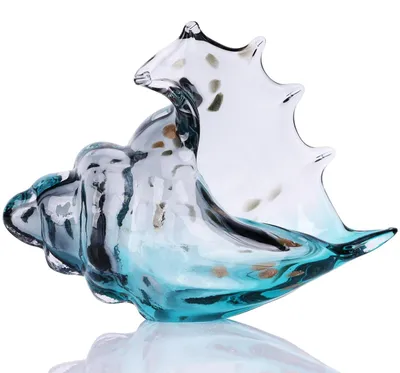 Productafbeelding van Omgoods - Handgeblazen Glazen Schelp Sculptuur - Uniek Maritiem Decor voor Woonkamer