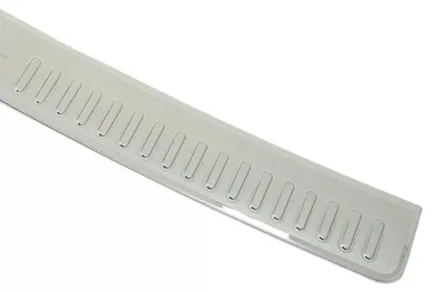Produktbild von Stoßstangenschutz Schwellerplatte Aluminium für Sport L320 Heckklappenverkleidung 05-13.