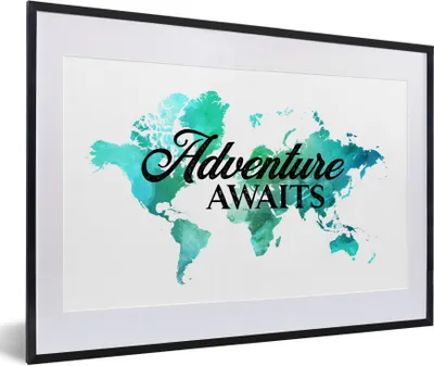 Produktbild von MuchoWow® Gerahmtes Poster Karte - Welt - Sprichwort - Aquarell 60x40 cm - Poster mit Schwarzem Bilderrahmen Wandposter Rahmen Foto Bilder - Schlafzimmer - Plakat in Rahmen - Drucken