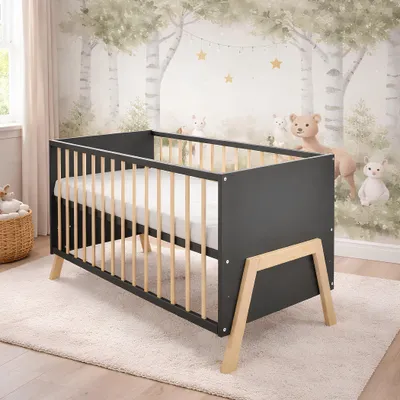 Produktbild von Baby-Delux Babybett Kinderbett 60x120 Juna Anthrazit Kiefernholz Schutzgitter Kokos-Buchweizen Matratze