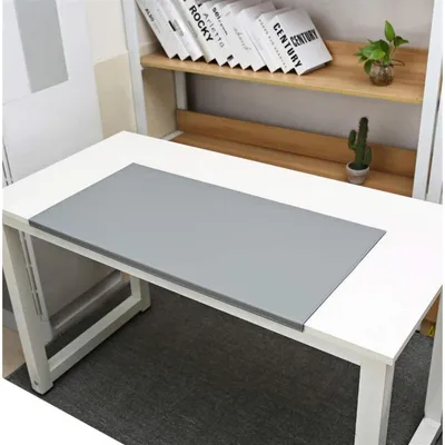 Produktbild von Schreibtischunterlage mit Kantenschutz wasserdicht rutschfest Grau 90x58cm in Lederoptik