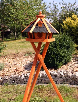 Produktbild von Hübsches Vogelhaus mit Ständer und Solar schwarz Typ 23