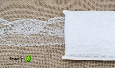 Produktbild von Spitzenband 60mm mit Blumen Motiv 10m Weiß