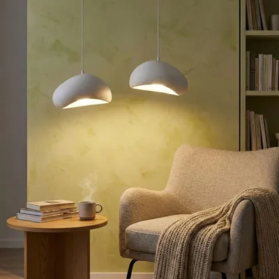 Immagine prodotto di Opviq, moderna lampada a sospensione con struttura in metallo e calotta in fibra di vetro, regolabile in altezza (35-106 cm), bianca, 2 x E27, max 40 W, IP20, ideale per hotel e abitazioni moderne.