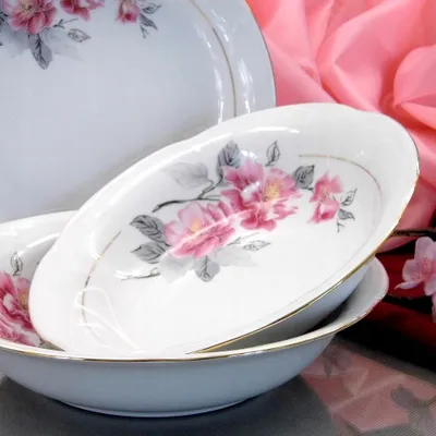 Produktbild von PPH MALCER Runde Salatschüssel 23 cm Kamelia Apfelblüte