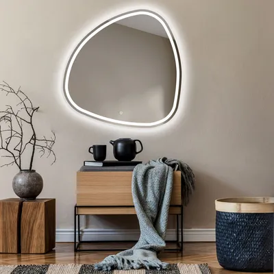 Produktbild von Unregelmäßiger asymmetrischer Spiegel mit LED Beleuchtung 54x54 cm - mit LED Beleuchtung - LED Farbe Kaltweiß 7000K - Individuell Nach Maß - Beleuchtet Wandspiegel Lichtspiegel Badezimmerspiegel - Sensor Schalter - JAJ223