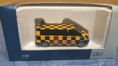 Produktbild von Rietze VW T6 Verkehrsaufsicht Flughafen Hamburg 53764
