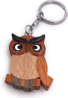 Produktbild von Onwomania Schlüsselanhänger aus Holz Eule Vogel Kauz Uhu Tier Wald auf Ast Anhänger Charm