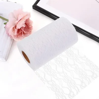 Productafbeelding van Bordrunner, kantband, wit, 22 meter x 15 cm, polyester, geschikt voor bruiloften en decoratie