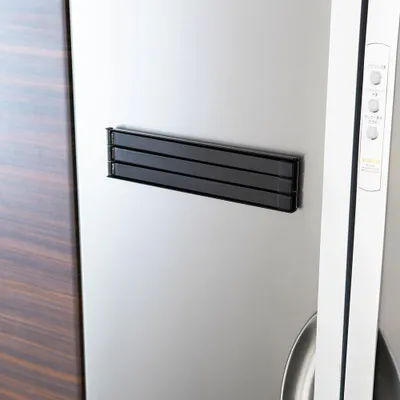 Obrázek produktu pro Magnetický držák ručníků Yamazaki Tower, černý