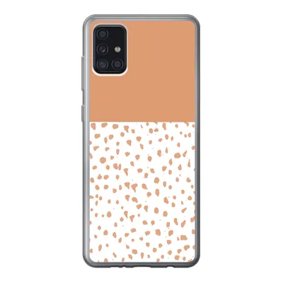 Produktbild von MuchoWow® Handyhülle Schutzhülle Hülle für Samsung Galaxy A52 5G Tupfen - Orange - Weiß Silikon Softcase Handy Hülle - Umschlag