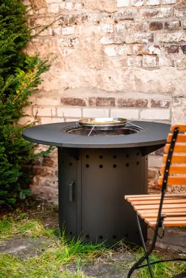 Produktbild von MEATEOR Feuertisch Ambiente Cube Kohle, stilvolle Wärmequelle mit optionaler Grillfunktion, verwandelbar in Gartentisch