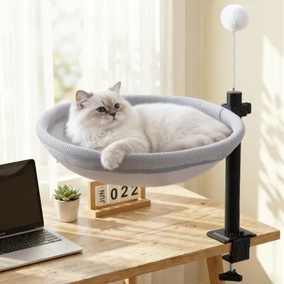 Immagine prodotto di Omgoods - Lettino per gatti da scrivania - Amaca sospesa con design girevole e pallina giocattolo