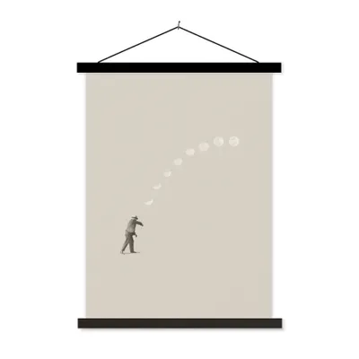 Produktbild von MuchoWow® Textilposter Jahrgang - Mond - Mensch 40x53 cm mit schwarzem Rahmen - Abbildung