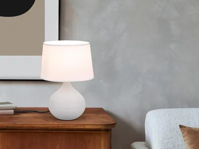 Produktbild von LED Tischlampe mit Keramikfuß Beige & Stoffschirm Weiß, Nachttischlampe H: 29cm