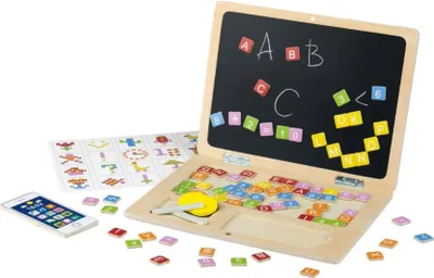 Produktbild von Playtive Holzlaptop 84-teilig Buchstaben Zahlen Rechenzeichen Rechnen Schreiben