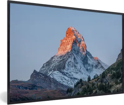 Produktbild von MuchoWow® Gerahmtes Poster Das Matterhorn in der Schweiz bei Sonnenaufgang 30x20 cm - Poster mit Schwarzem Bilderrahmen Wandposter Rahmen Foto Bilder - Kunstdruck - Bild-Poster
