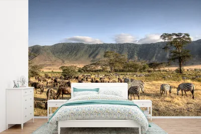 Produktbild von MuchoWow® Fototapete für Wohnzimmer oder Schlafzimmer Wandtapete Vinyl Motivtapete Der Ngorongoro-Krater mit vielen grasenden Wildtieren in Tansania - 390x260 cm - Papiertapete