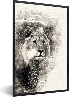 Produktbild von MuchoWow® MuchoWow® Gerahmtes Poster Löwe - Zeitung - Rauch 20x30 cm - Poster mit zchwarzem Bilderrahmen - Drucken - Bilder Poster im Rahmen