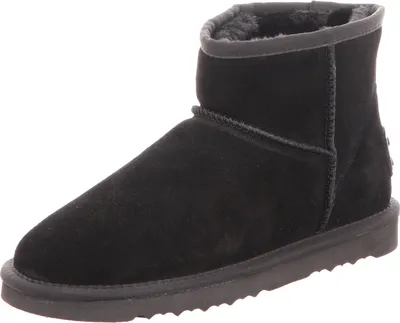 A single black winter boot is shown against a white background.