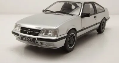 Produktbild von Whitebox 124156 Opel Monza A2 GSE 1983 silber 1:24