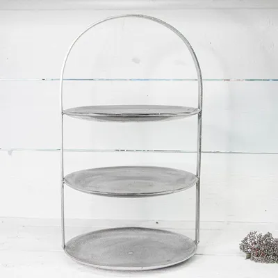 Produktbild von Etagere 3-stufig rund | Aluminium, silber | H 52cm