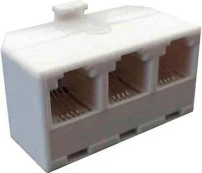 Produktbild von Adapter mit 4-Ausgänge, 3-fach