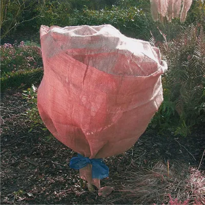 Produktbild von Winterschutz 105x500mm rot Frostschutz Vlies Jute Schutzvlies Pflanzenschutz