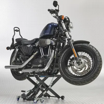 Produktbild von Datona - Motorradheber Scherenheber mit Fußhebel - Hebebühne für Motorrad 42 cm Hubhöhe - Motorrad Ständer mobile Hebebühne Hubtisch mit Schwenkrollen Gummiauflage