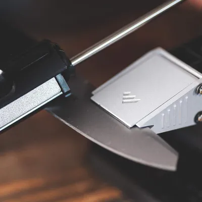 Produktbild von Präzisions Messerschärfer - Handbetriebener Schärfer - Für scharfe Messer