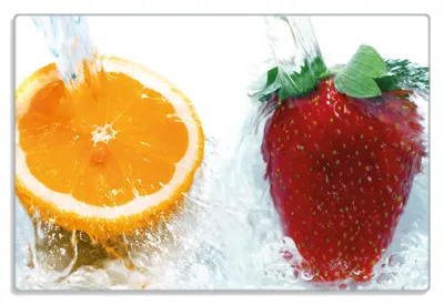 Produktbild von Wallario Frühstücksbrettchen aus Glas 20 x 30 cm mit rutschfesten Füßen, Motiv Frische Früchte übergossen mit Wasser I