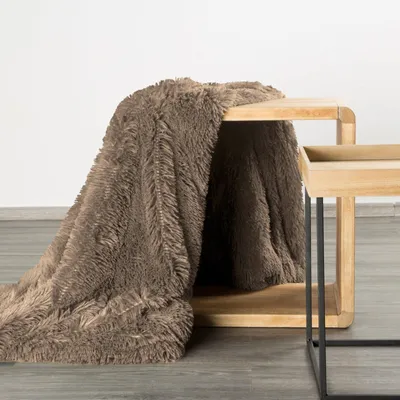 Produktbild von Flauschige Decke Tifany 1 150x200 cm dunkelbeige
