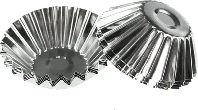 Produktbild von Cupcake-Formen aus Metall, 10 Stück – KLEIN