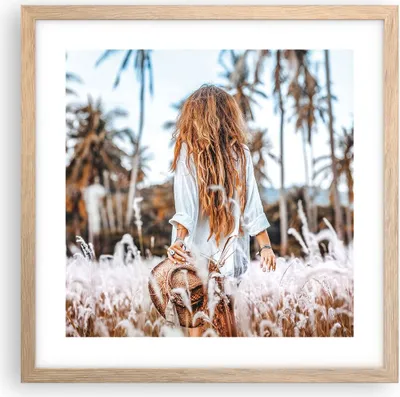 Produktbild von Gerahmtes Poster - Rahmen in heller Eiche - Wiese Frau Gras - 40x40 cm - Wand Bild - Wanddeko - Wandbilder - Kunstposter - Wandposter - Bilderrahmen - Bilder - Kunstdruck - P2NAC40x40-5115