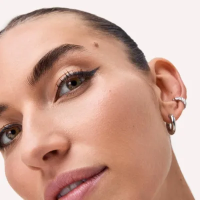 Obrázok produktu pre CATRICE Jewel Glide Effect Eye Pencil 010