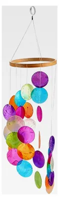 Produktbild von Buntes Muschel-Windspiel für den Außenbereich, handgefertigte Boho-Deko für Fenster, Wand, Terrasse und Garten