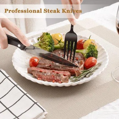 Produktbild von 25-teiliges Silber-Schwarz Besteckset, inklusive Steakmesser; Silber-Schwarz Besteckset für 4 Personen; Besteckset aus hochwertigem, food-sicherem Edelstahl; hochglanzpoliertes Besteckset; für zuhause und Restaurant geeignet.