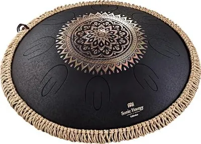 Produktbild von Octave Steel Tongue Drum, D-Kurd, Schwarz, Mandala () | Basston + 8 oktavierte Töne, 440 Hz, Durchmesser 15,7 Zoll, 40 x 40 x 16,3 cm, Inkl. Tasche und 2 Schlägel, Edelstahl