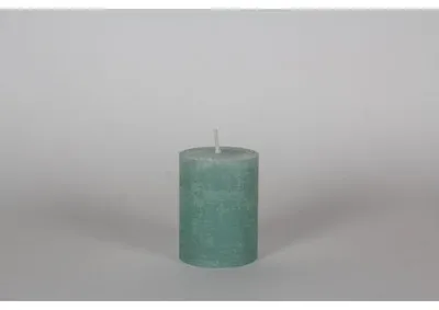 Productafbeelding van Branded kaars, Ø 7 × 9 cm - watergroen - brandduur: ongeveer 45 uur.