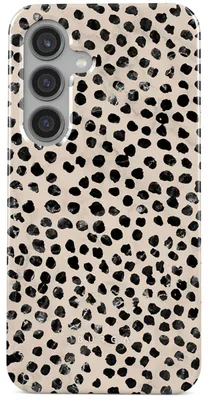 Productafbeelding van Burga Tough Backcover voor de Samsung Galaxy S24 - Almond Latte