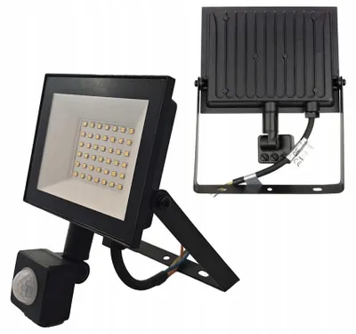 Immagine prodotto di Faretto LED ermetico con sensore di movimento PIR, 30W, luce bianca fredda (6500K), 2700 lumen